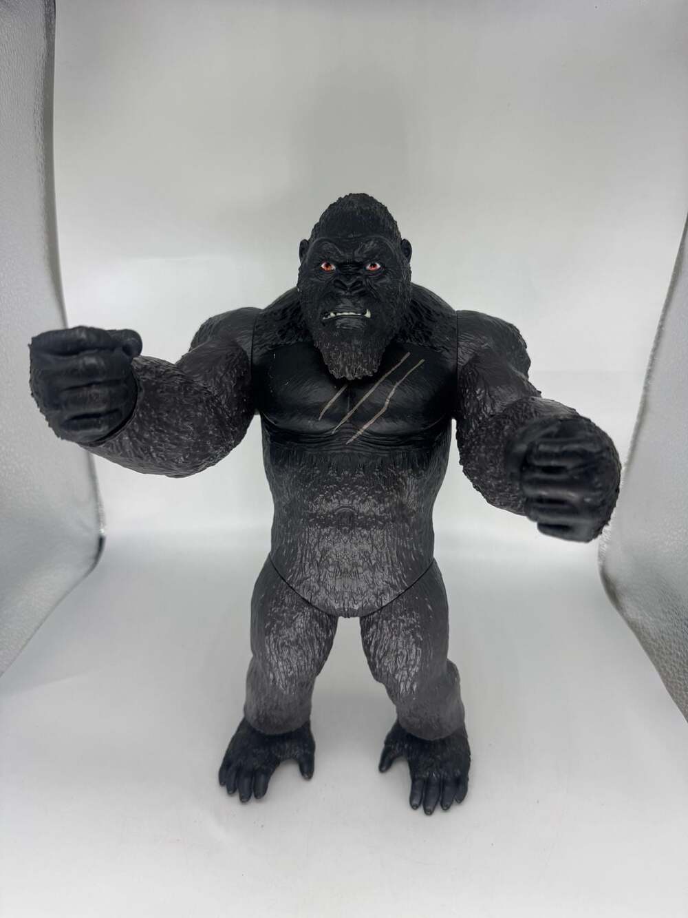 Playmates Godzilla vs Kong 2020 Giant Kong 11-12 Inch Action Figure Monsterverse